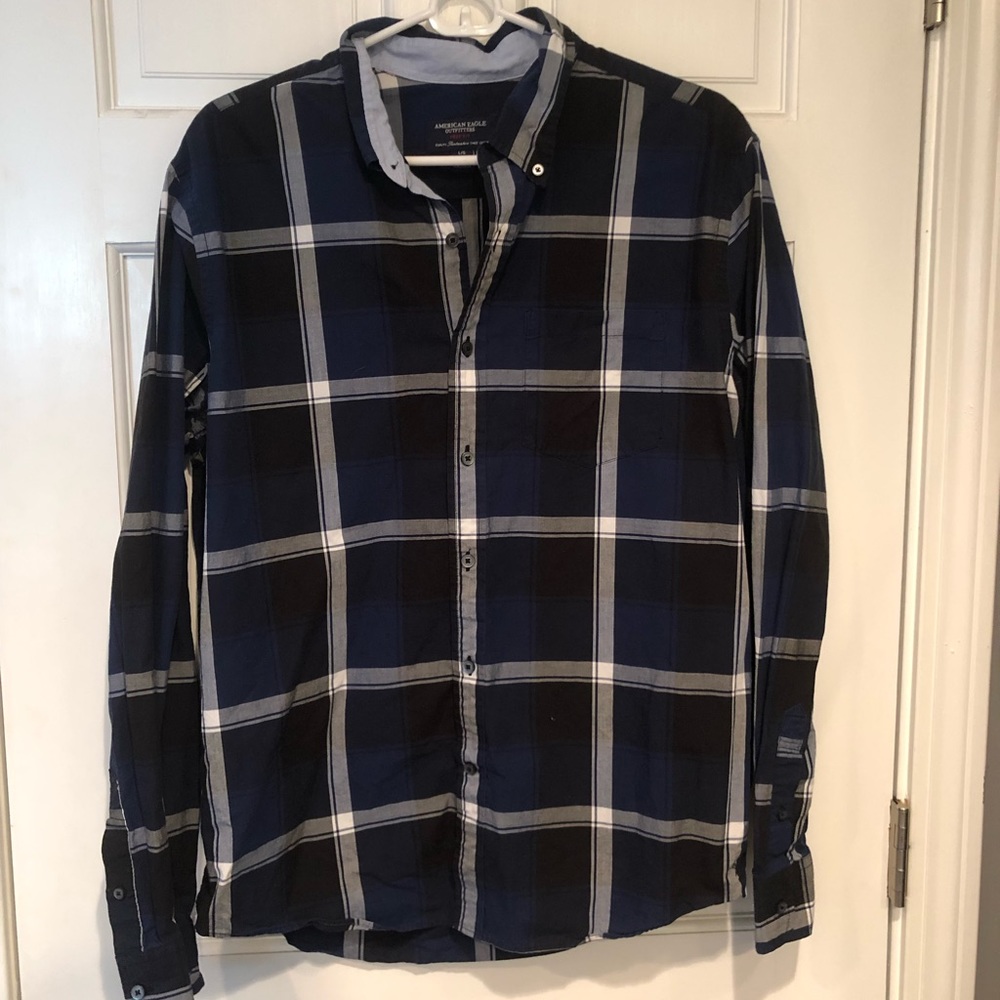 American Eagle button down shirt